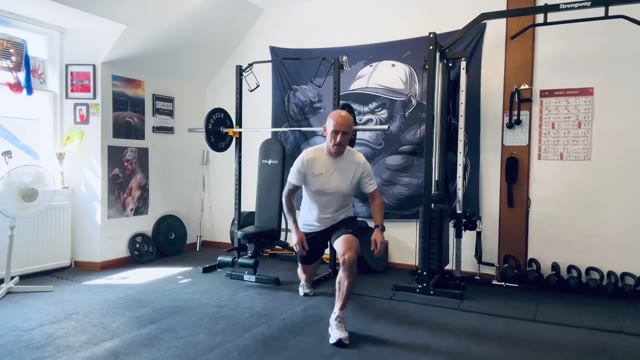 Forward to reverse to lateral lunge